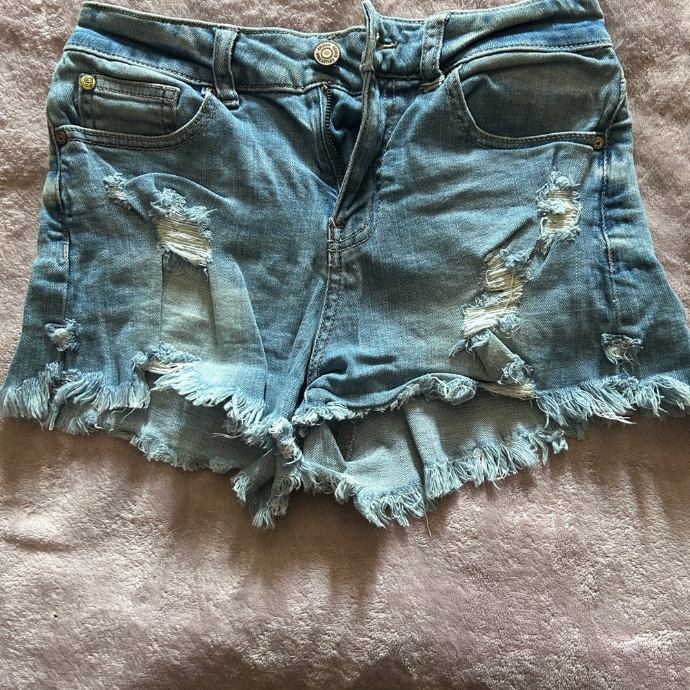 Trendy Boutique Blue Distressed Jean booty Shorts